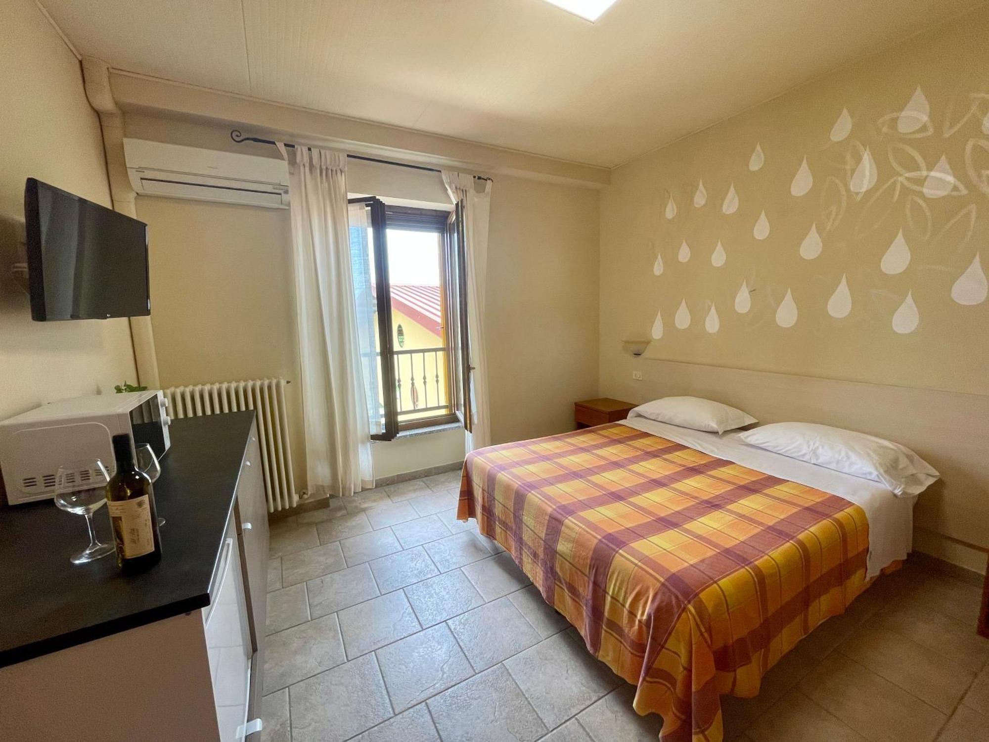 Agriturismo La Mussia Castelnuovo  エクステリア 写真
