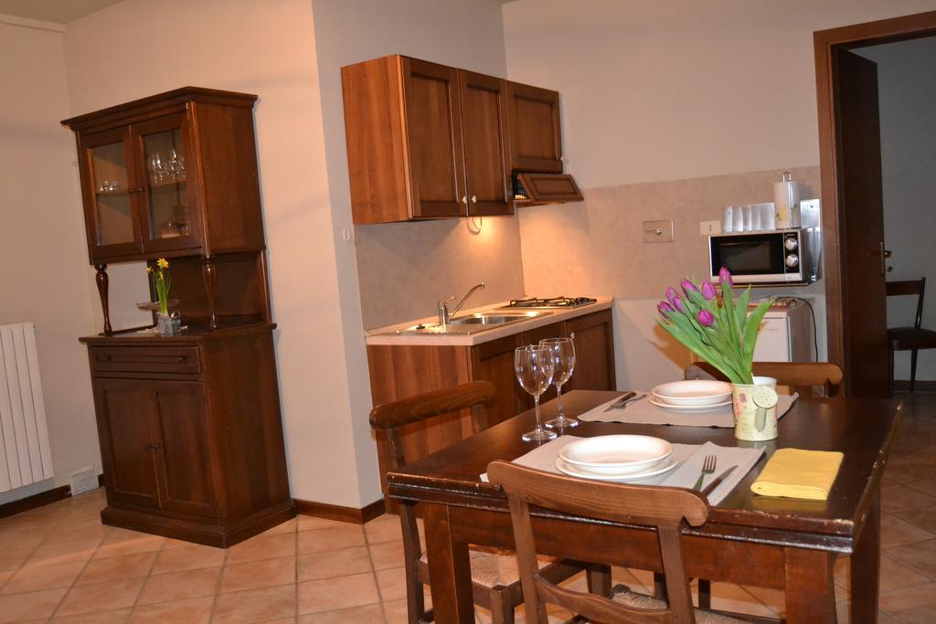 Agriturismo La Mussia Castelnuovo  エクステリア 写真